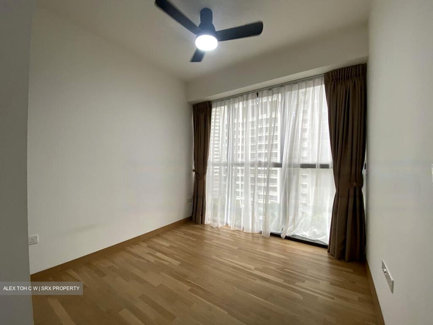 Commonwealth Towers (D3), Condominium #460699661